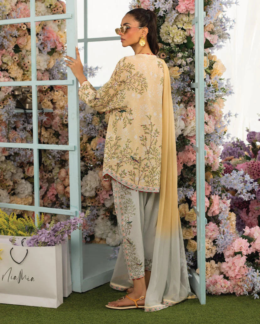 Classic Lawn Kurta Set with Subtle Grace