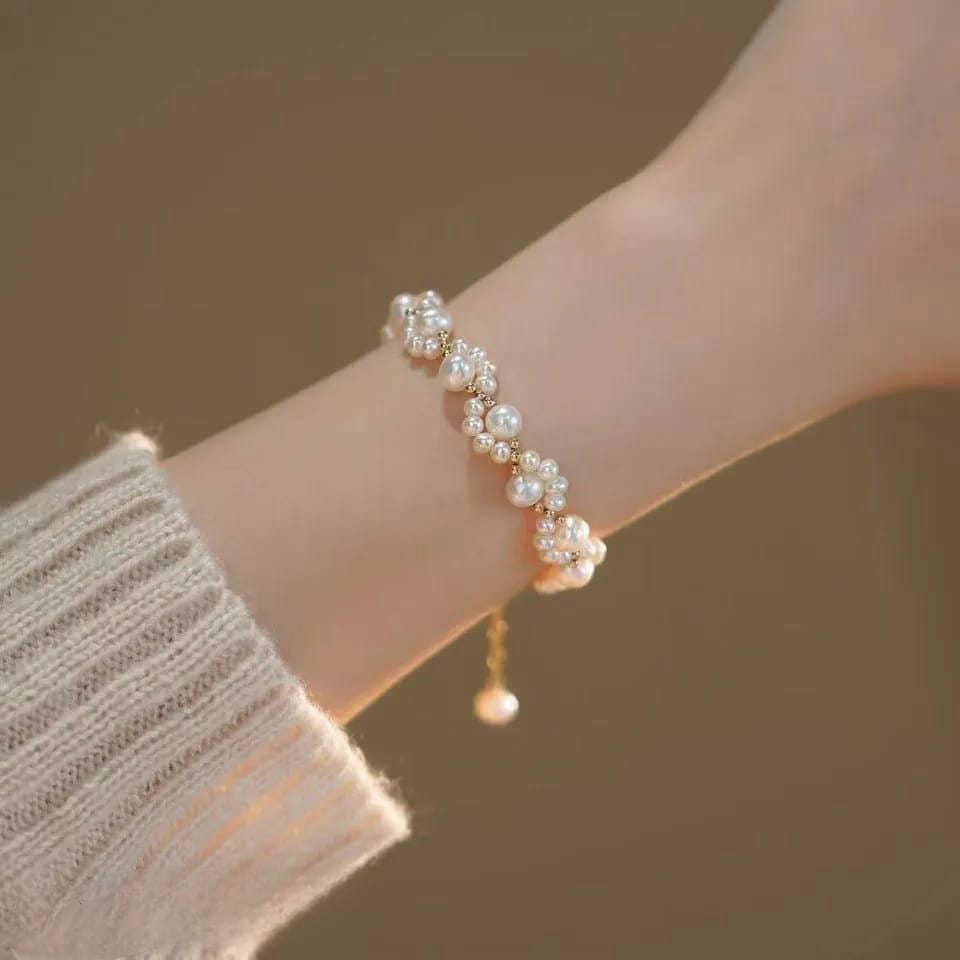 Elegant 1-Piece Resin-Plated Pearl Bracelet