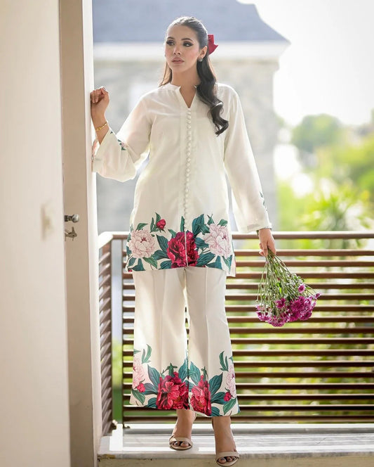 Elegant Floral White Ensemble – Perfect for Every Occasion