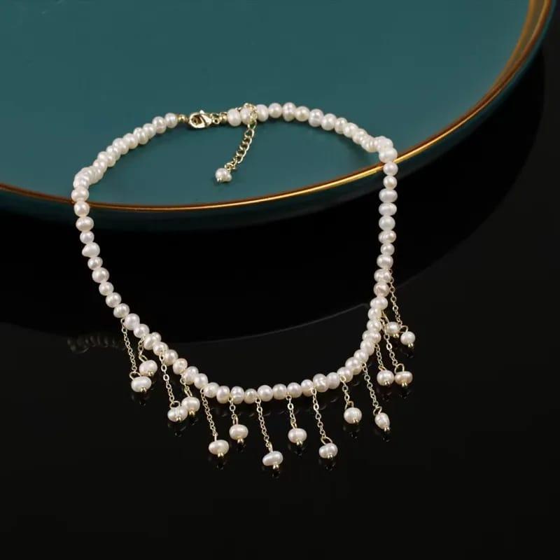 Elegant Pearl Drop Choker Necklace